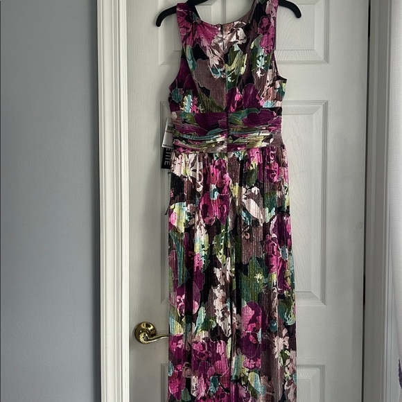 SLNY Vibrant Floral Dress - Picture 3 of 4